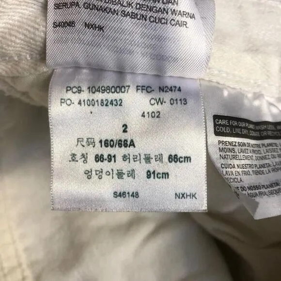 Rare Levi's White Denim Shorts w/pocket patterns