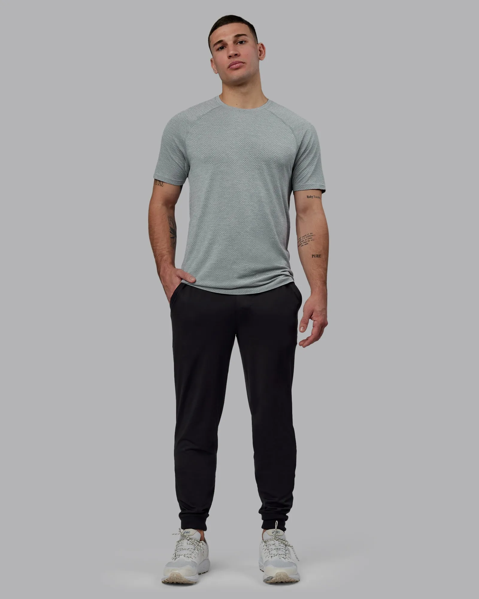 Restore CloudFLX Jogger - Black