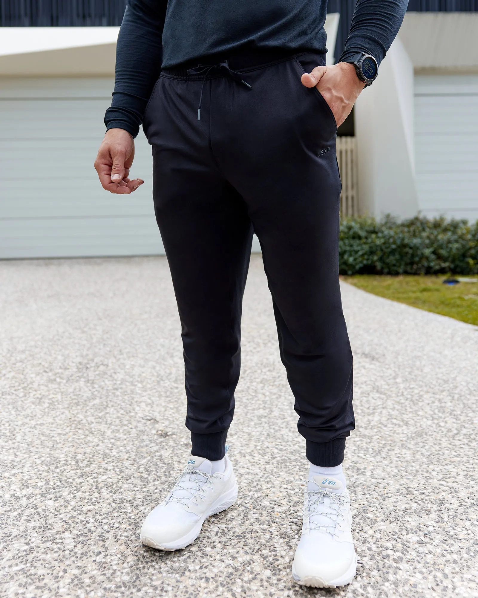 Restore CloudFLX Jogger - Black