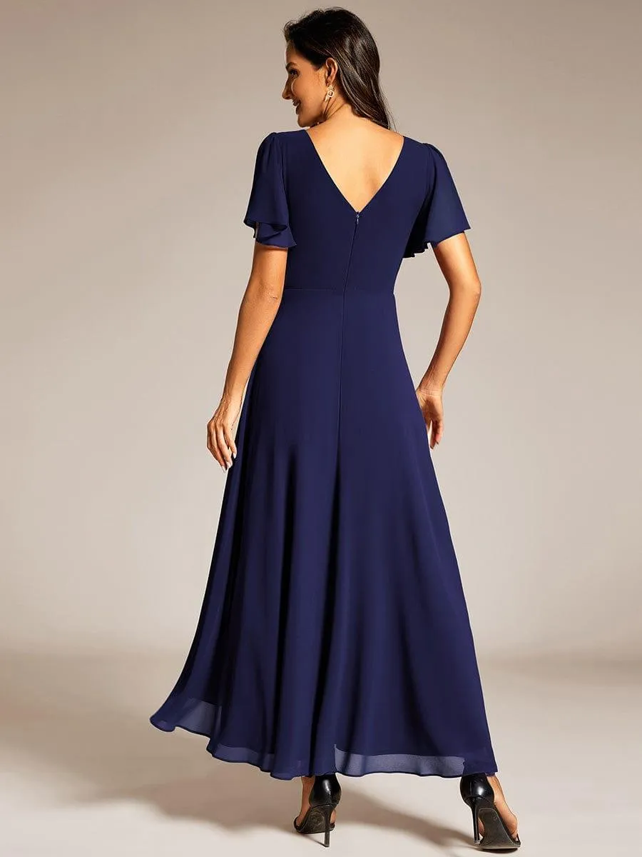 Robe de soirée formelle en mousseline de soie à double col en V et taille ajustée