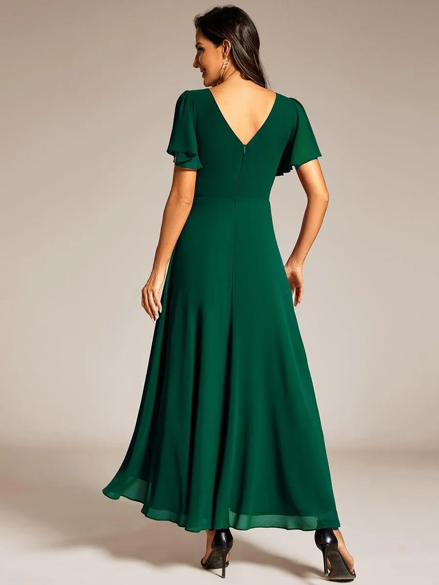 Robe de soirée formelle en mousseline de soie à double col en V et taille ajustée