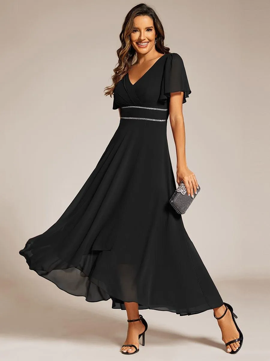 Robe de soirée formelle en mousseline de soie à double col en V et taille ajustée