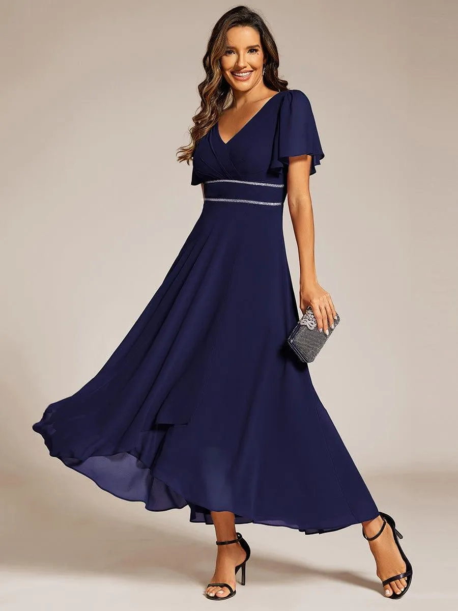 Robe de soirée formelle en mousseline de soie à double col en V et taille ajustée