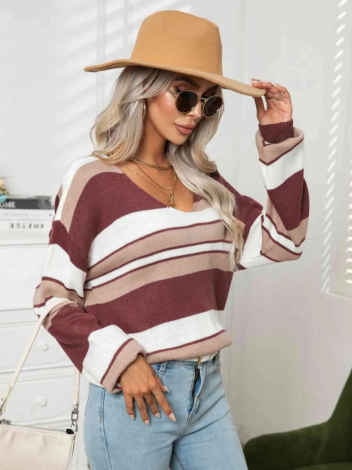 Striped V-Neck Long Sleeve Knit Top(3 Colors)