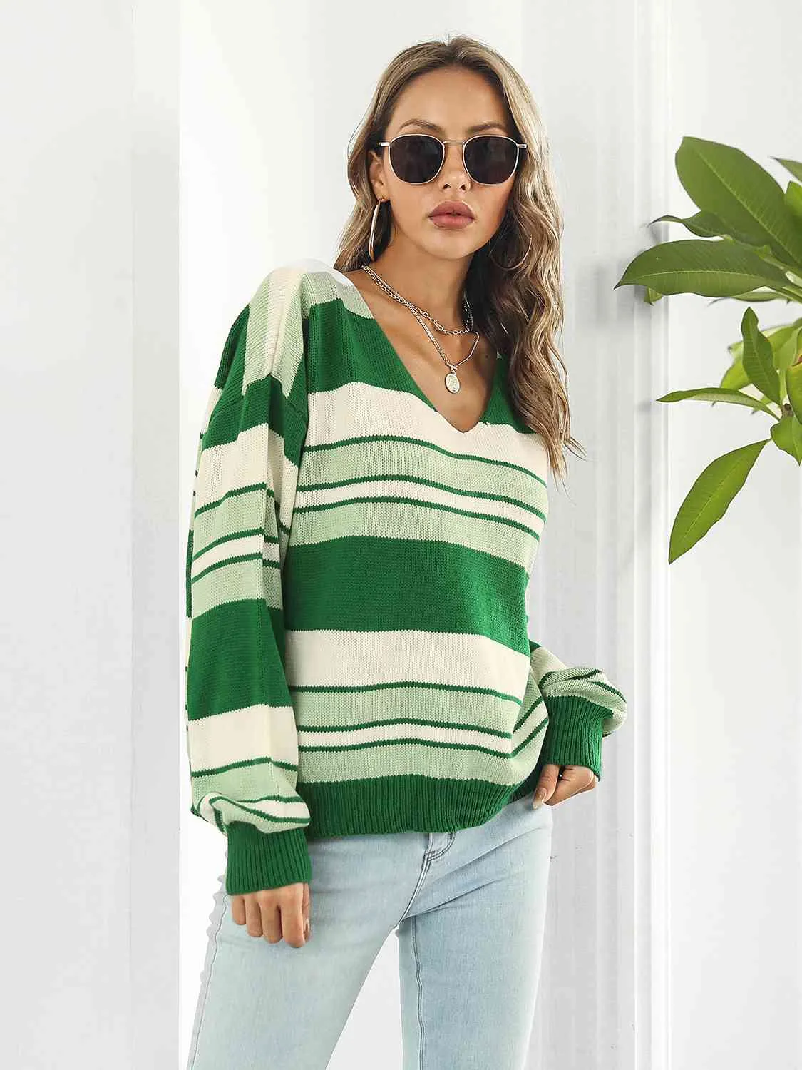 Striped V-Neck Long Sleeve Knit Top(3 Colors)