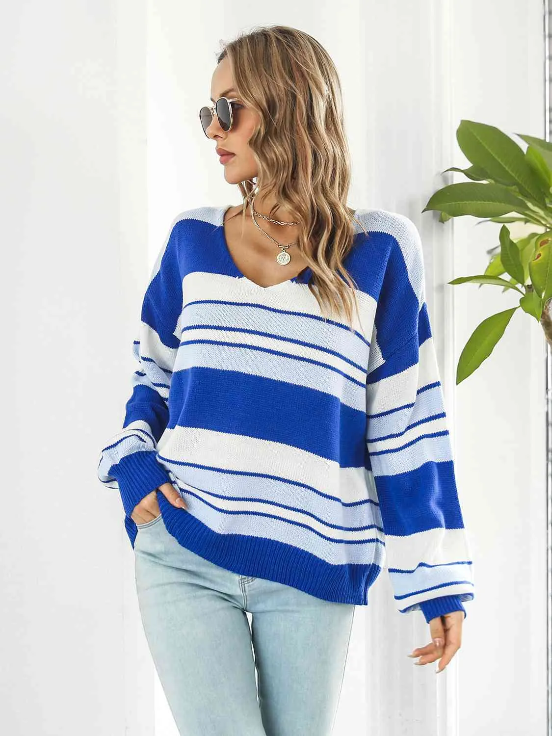 Striped V-Neck Long Sleeve Knit Top(3 Colors)