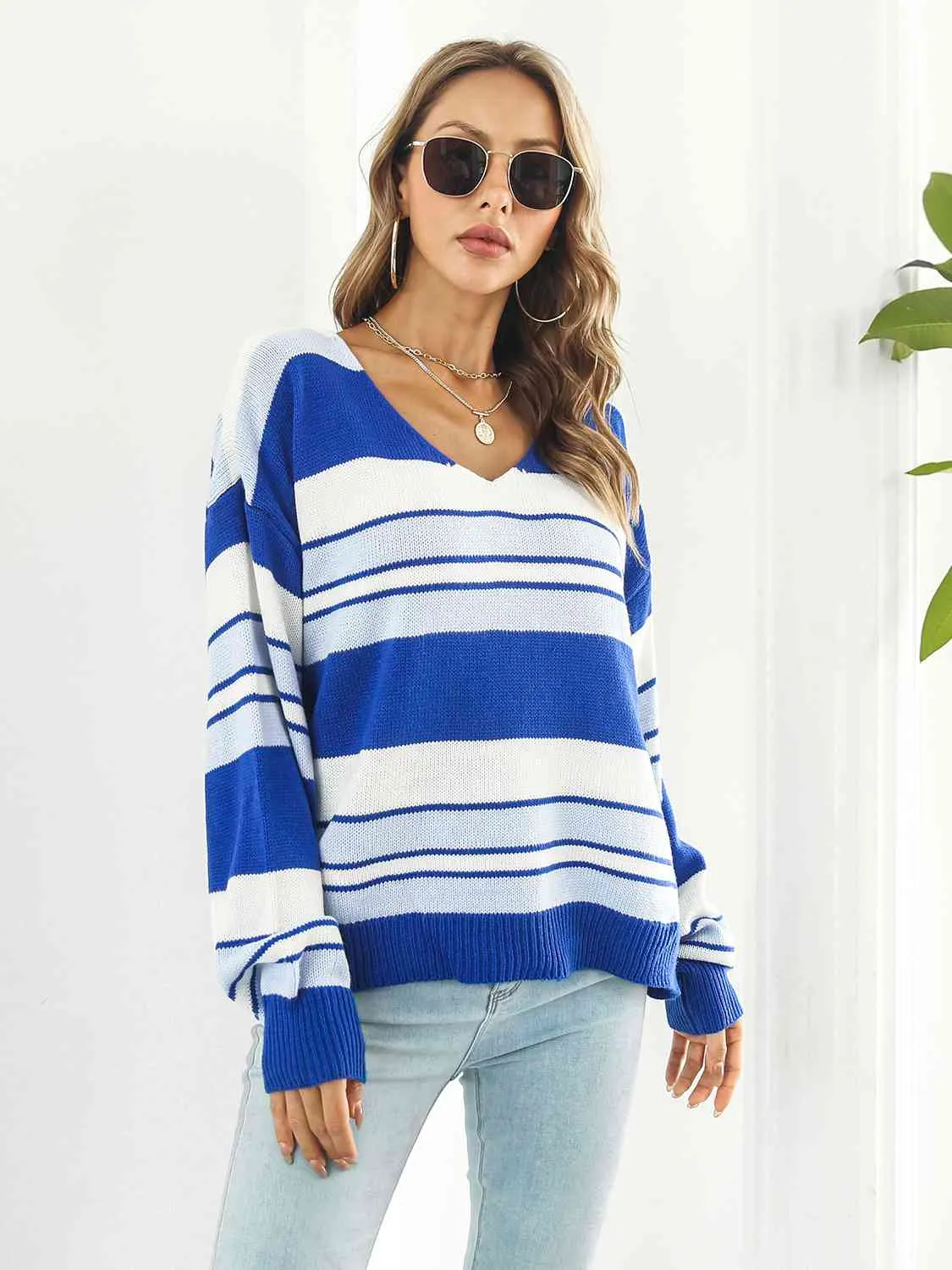 Striped V-Neck Long Sleeve Knit Top(3 Colors)