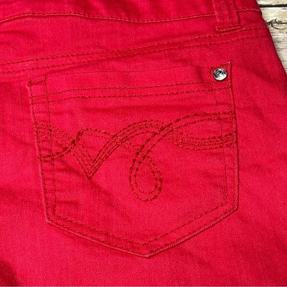 Truce Jeans Size 11 (Juniors) Reddish Pink Denim Jean Shorts