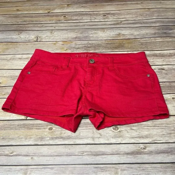 Truce Jeans Size 11 (Juniors) Reddish Pink Denim Jean Shorts