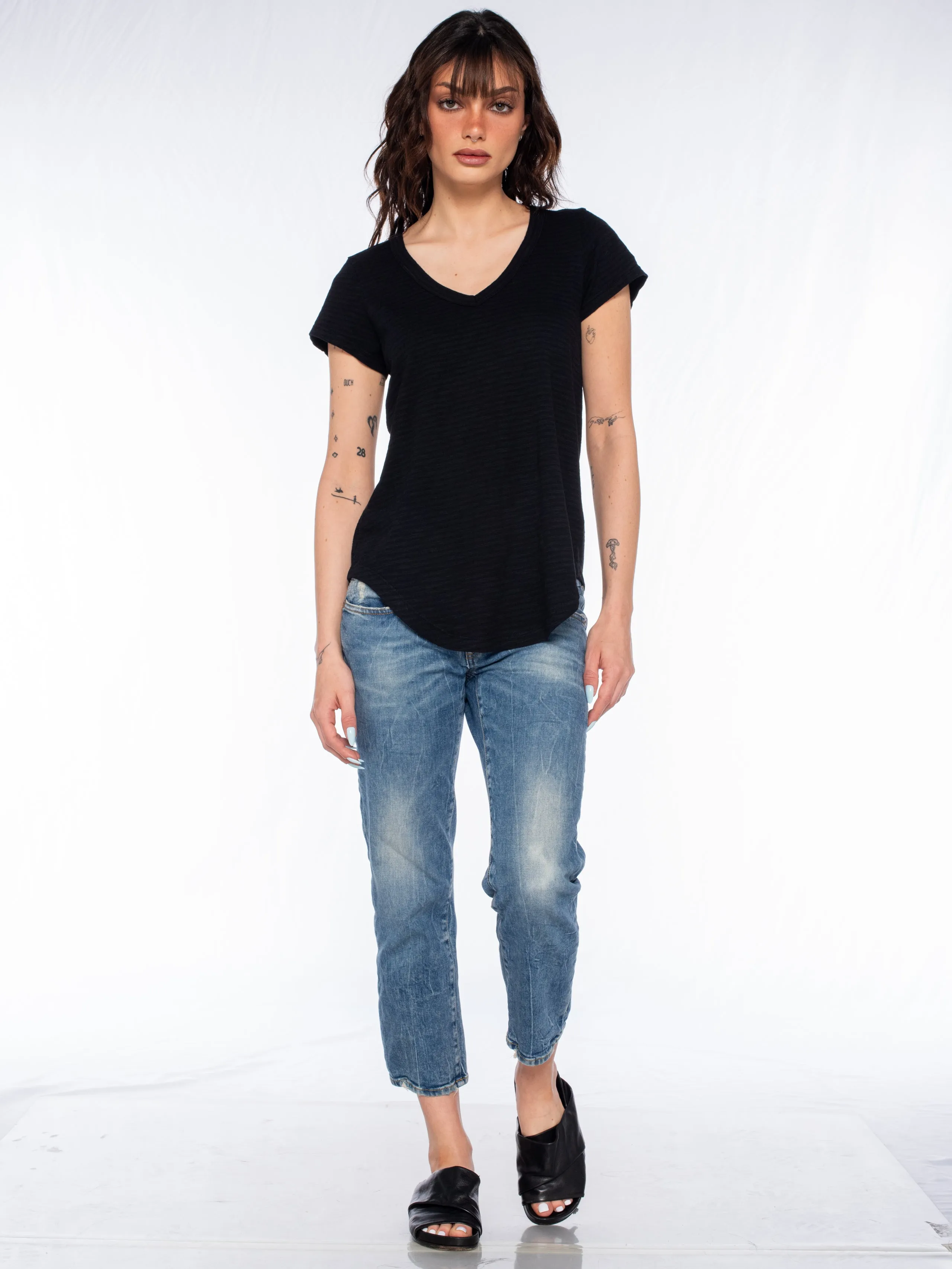 V-Neck Short Sleeve Shirttail