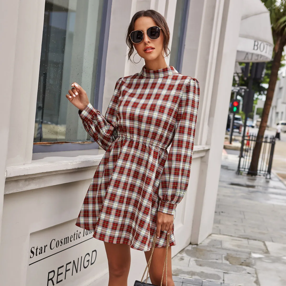 Vintage High-collared Plaid Lantern Sleeve Mini Dresses