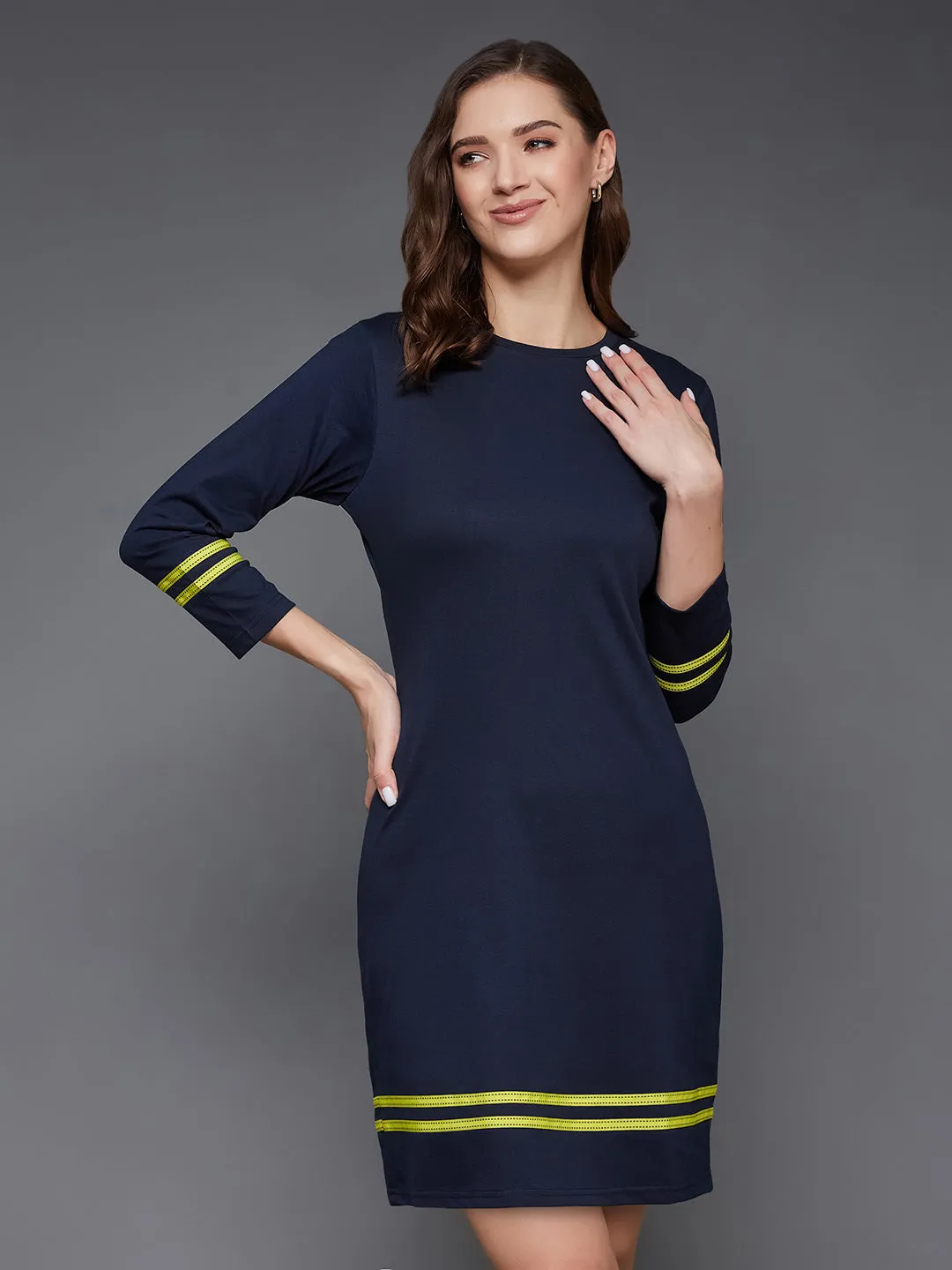 Women's Navy Blue Round Neck 3/4 Sleeves Solid Shift Dress