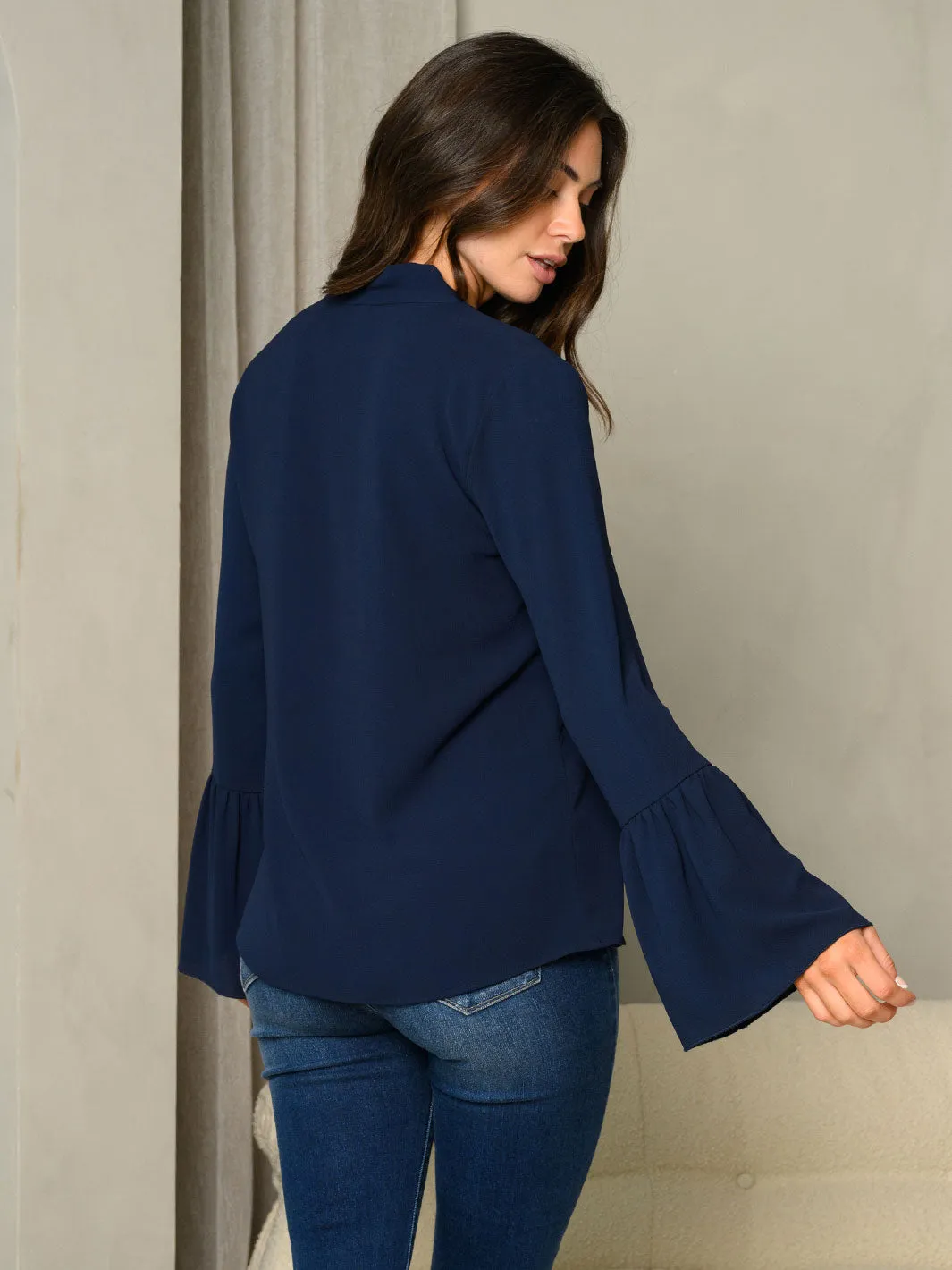 WOMEN'S TIE V-NECK BELL LONG SLEEVE TOP
